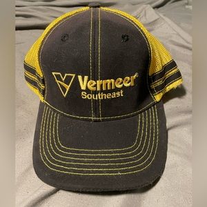 Vermeer Hat Black and Yellow